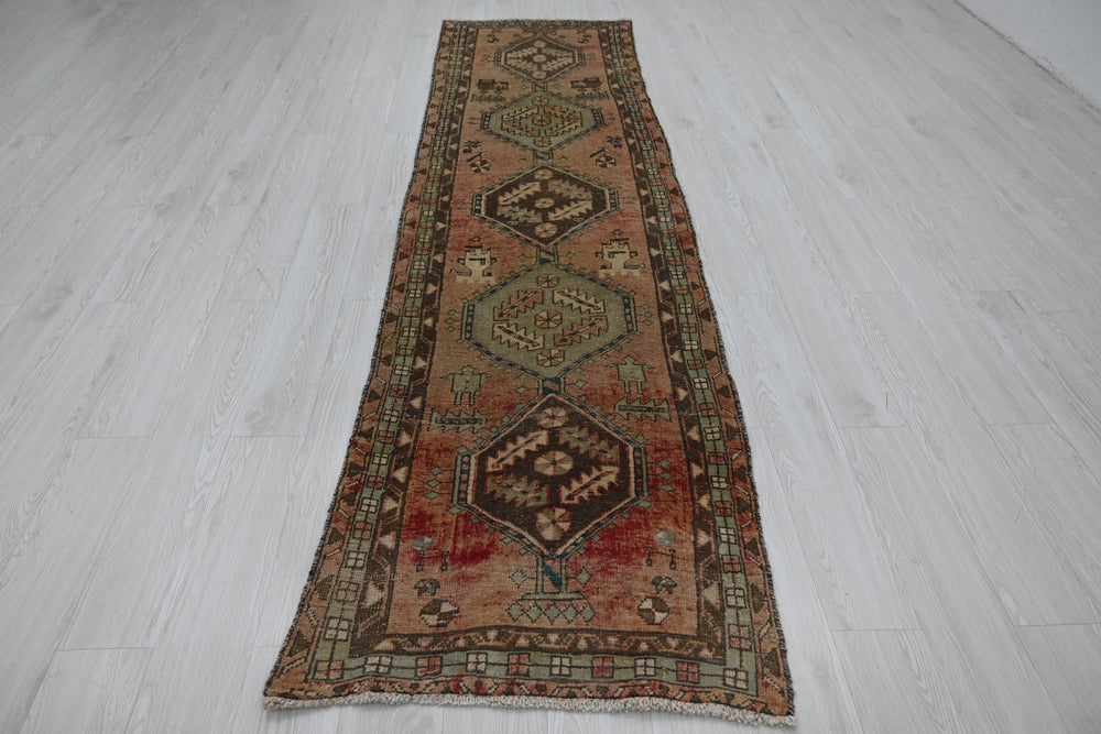 brown Runner rug 2' 7" x 9' 8"