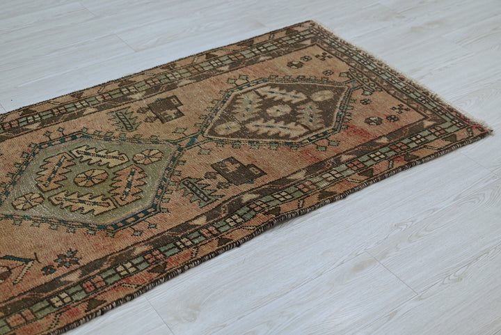 brown Runner rug 2' 7" x 9' 8"