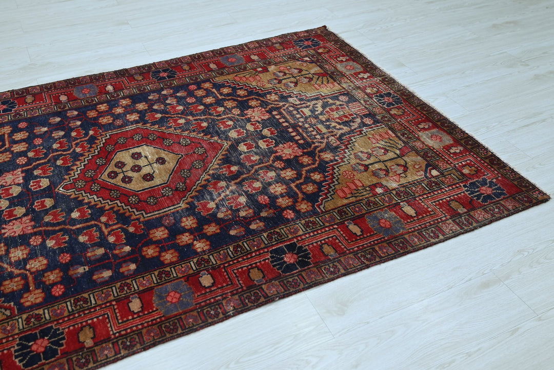 blue Medium rug 4' 3" x 6' 9"