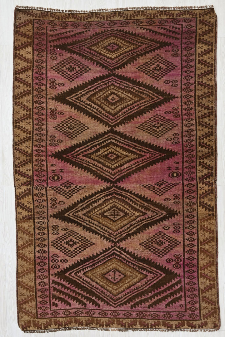 purple Medium rug 4' 0" x 6' 7"