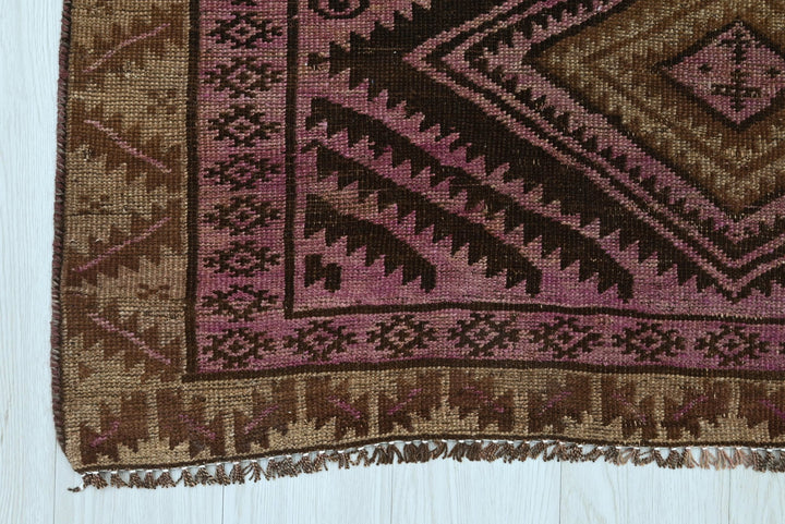 purple Medium rug 4' 0" x 6' 7"