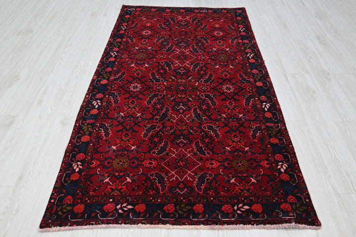 red Medium rug 3' 7" x 6' 11"