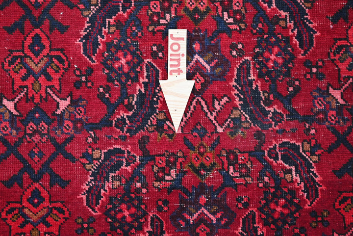 red Medium rug 3' 7" x 6' 11"