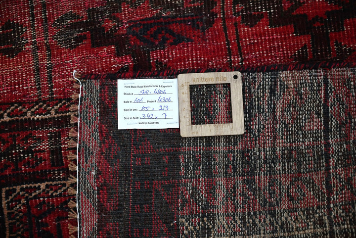 red Medium rug 3' 5" x 7' 0"