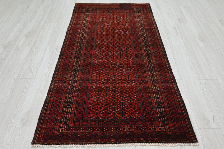 red Medium rug 3' 3" x 6' 7"