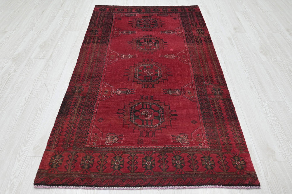 red Medium rug 3' 7" x 6' 10"