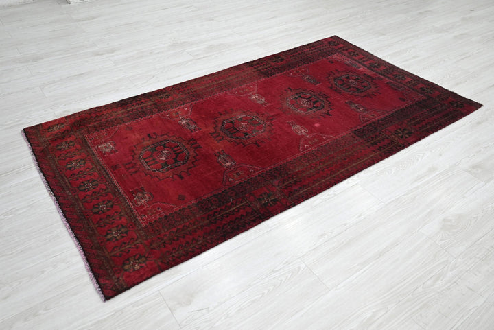 red Medium rug 3' 7" x 6' 10"