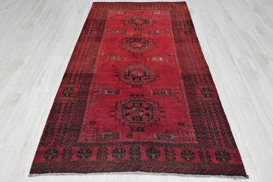 red Medium rug 3' 7" x 6' 10"
