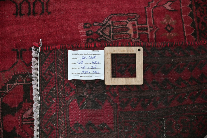 red Medium rug 3' 7" x 6' 10"