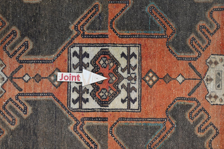brown Accent rug 3' 7" x 5' 9"