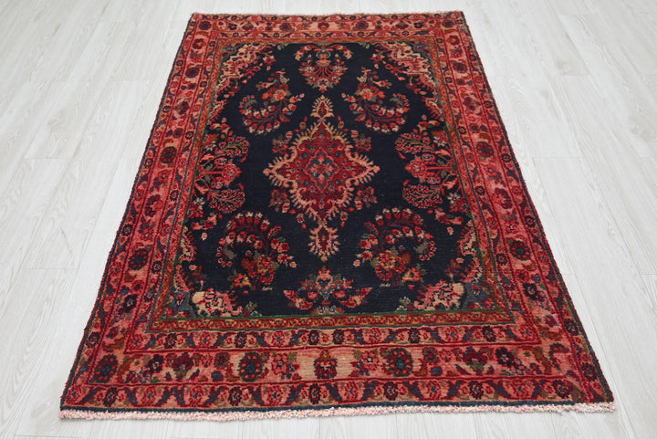 blue Accent rug 3' 7" x 5' 9"