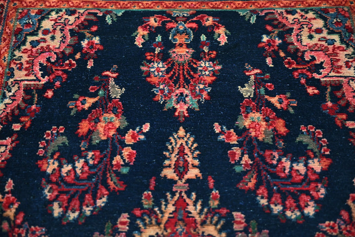 blue Accent rug 3' 7" x 5' 9"