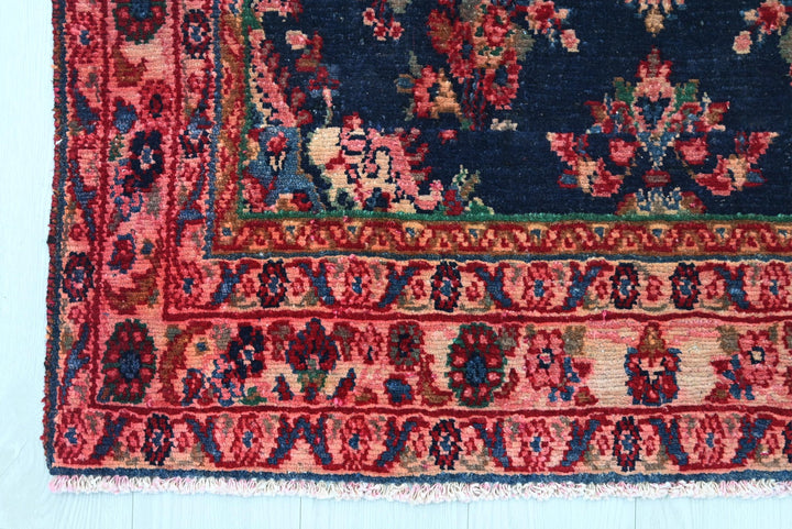 blue Accent rug 3' 7" x 5' 9"