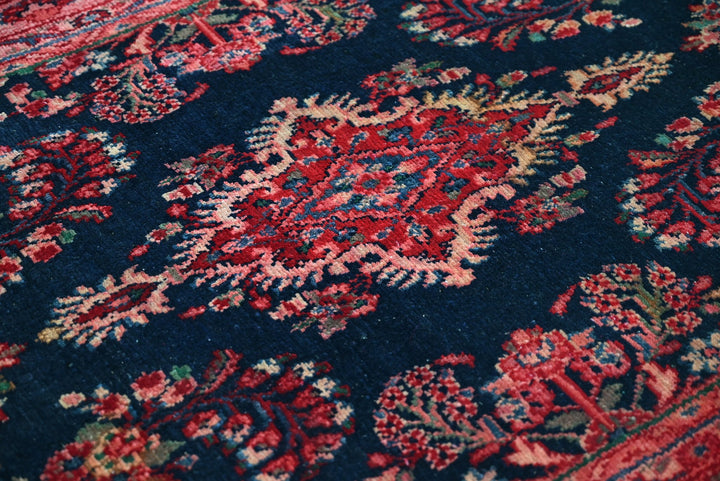 blue Accent rug 3' 7" x 5' 9"