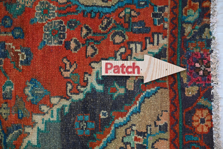 red Accent rug 3' 0" x 5' 10"