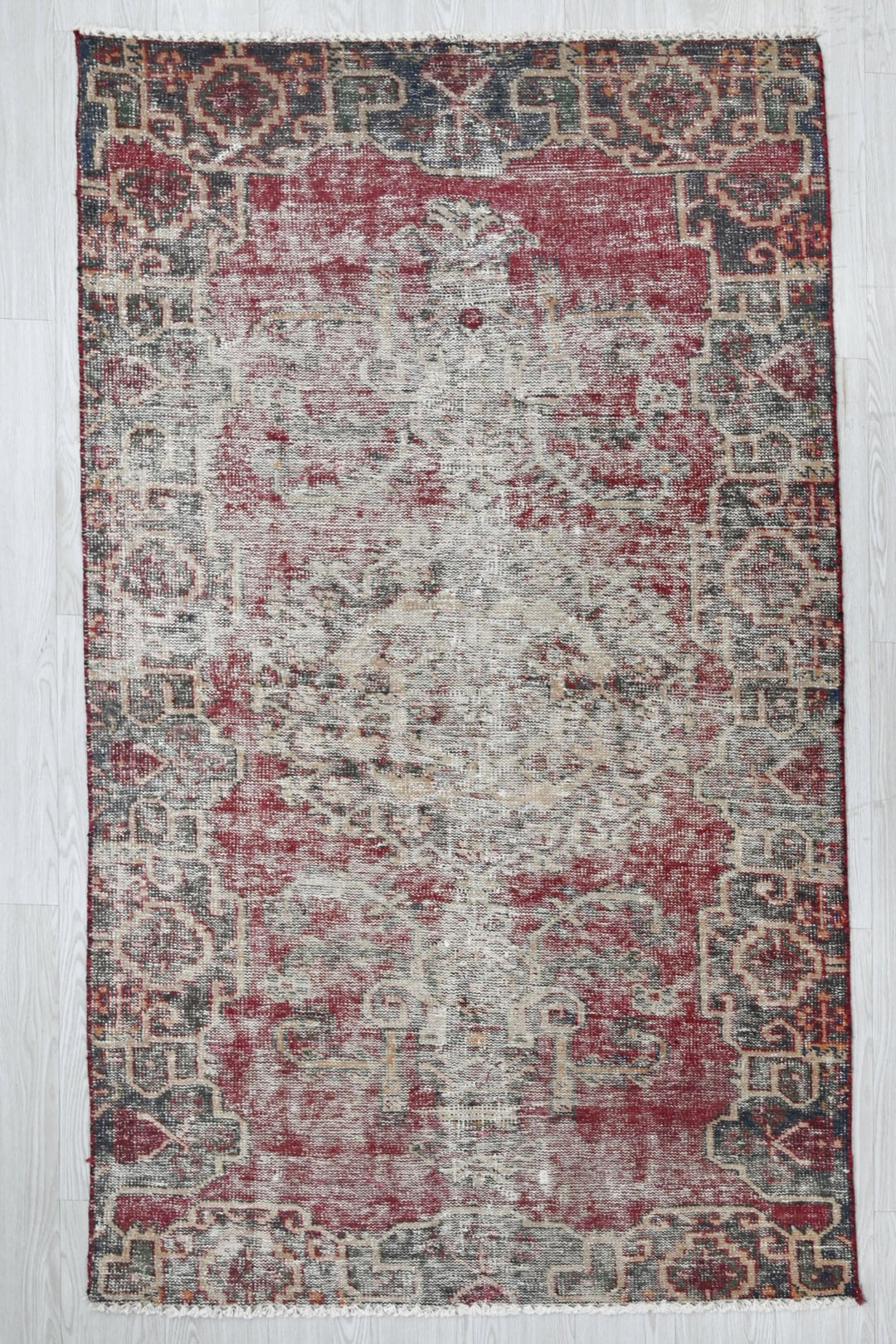 red Medium rug 3' 8" x 6' 7"