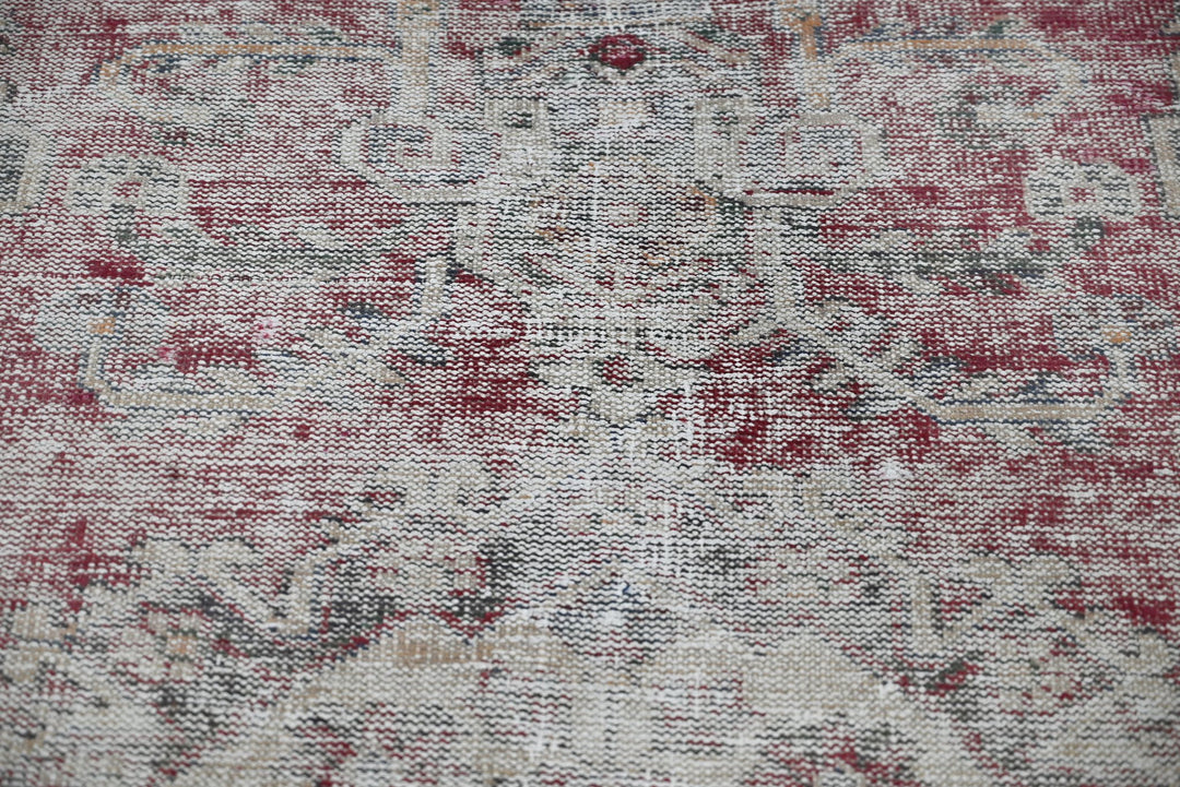 red Medium rug 3' 8" x 6' 7"