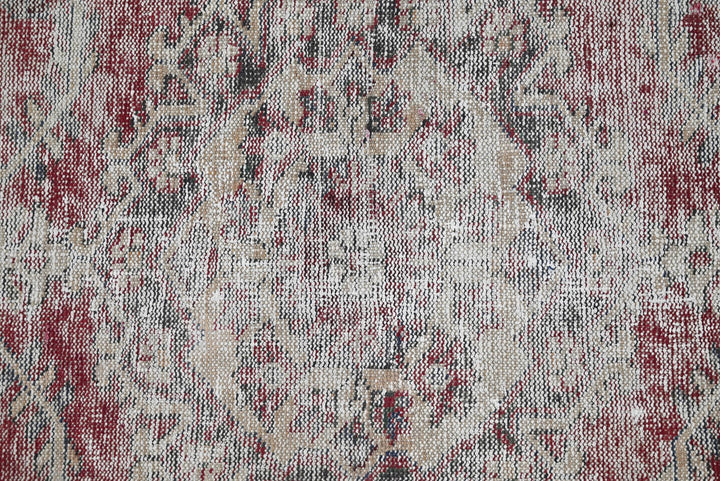 red Medium rug 3' 8" x 6' 7"