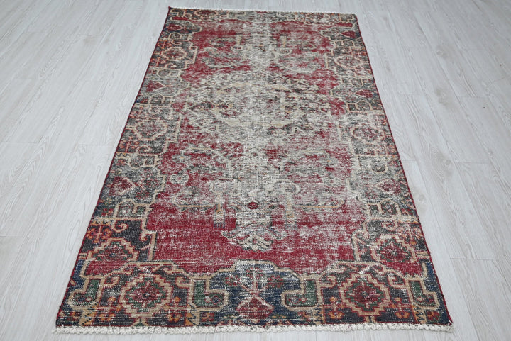 red Medium rug 3' 8" x 6' 7"