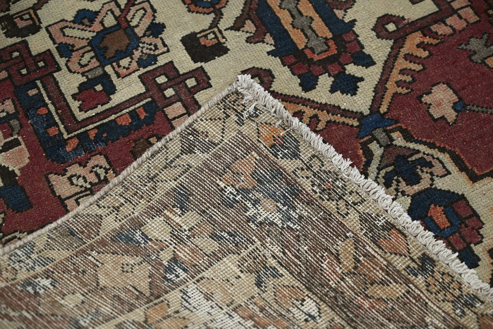 red Medium rug 4' 7" x 7' 2"