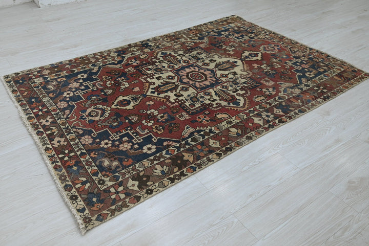 red Medium rug 4' 7" x 7' 2"