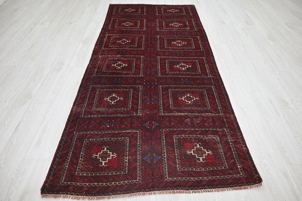 red Medium rug 3' 9" x 8' 5"