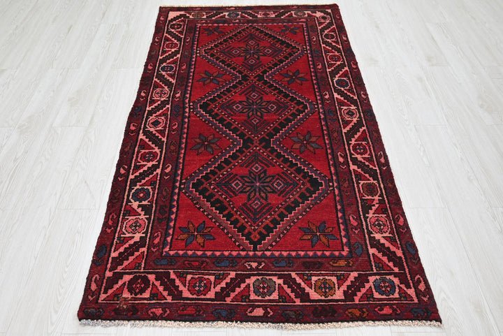 red Medium rug 3' 5" x 6' 7"