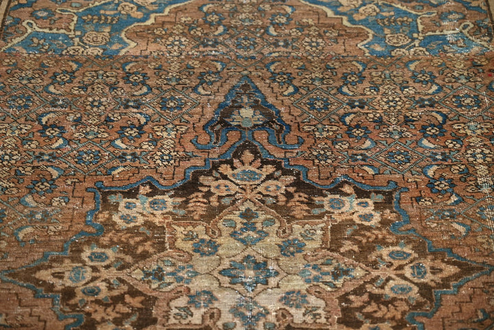 brown Accent rug 4' 1" x 5' 10"