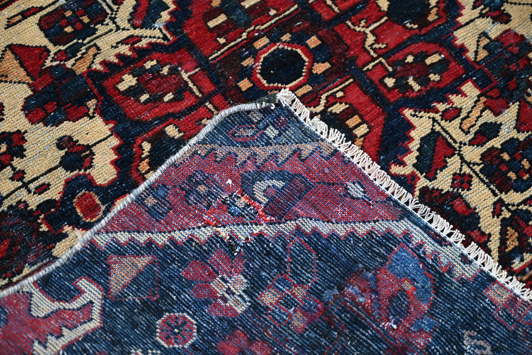 black Medium rug 3' 6" x 7' 7"