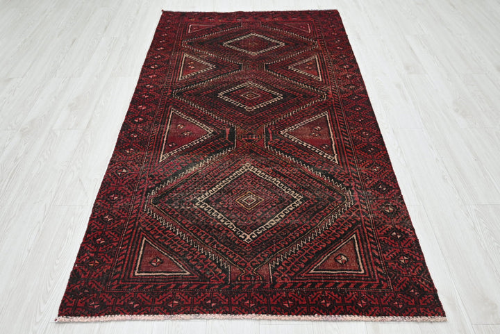 red Medium rug 3' 9" x 7' 1"
