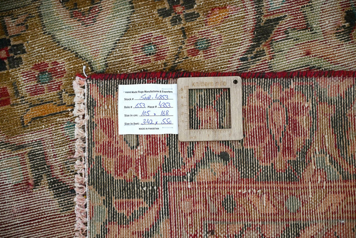 pink Accent rug 3' 5" x 5' 6"