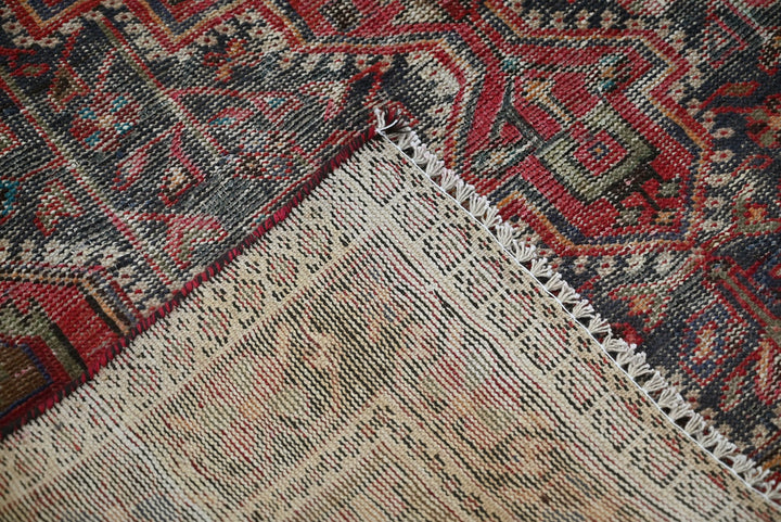 red Medium rug 4' 2" x 7' 2"