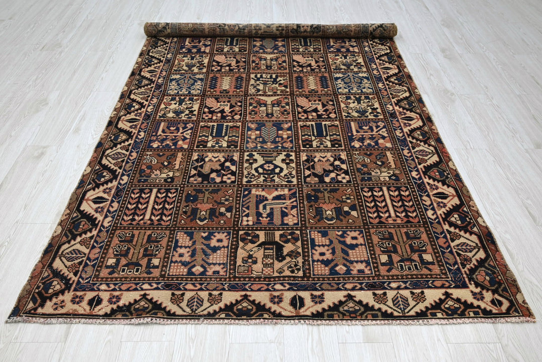 brown Medium rug 4' 10" x 9' 2"