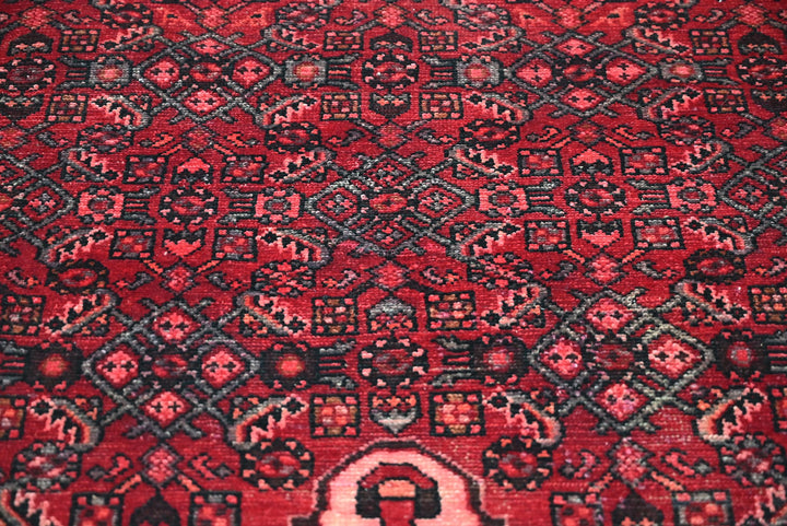 red Medium rug 4' 2" x 8' 8"
