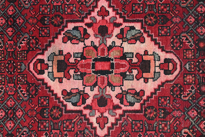 red Medium rug 4' 2" x 8' 8"