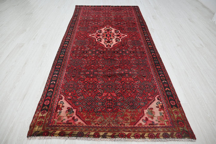 red Medium rug 4' 2" x 8' 8"
