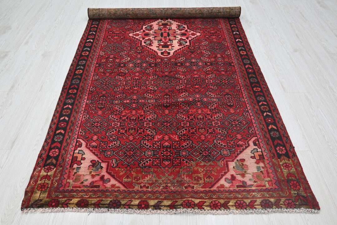 red Medium rug 4' 2" x 8' 8"