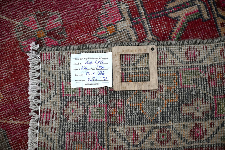 red Medium rug 4' 3" x 7' 9"