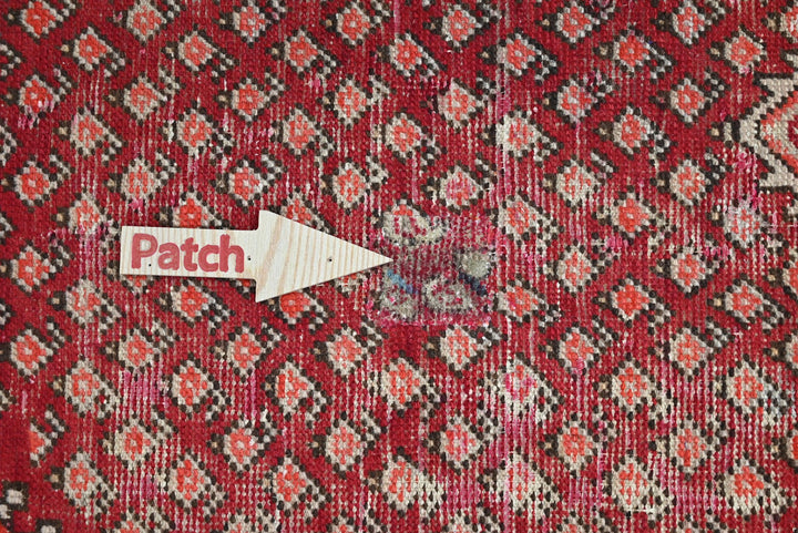 red Medium rug 4' 0" x 6' 8"