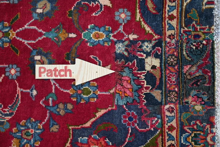red Accent rug 3' 5" x 6' 4"