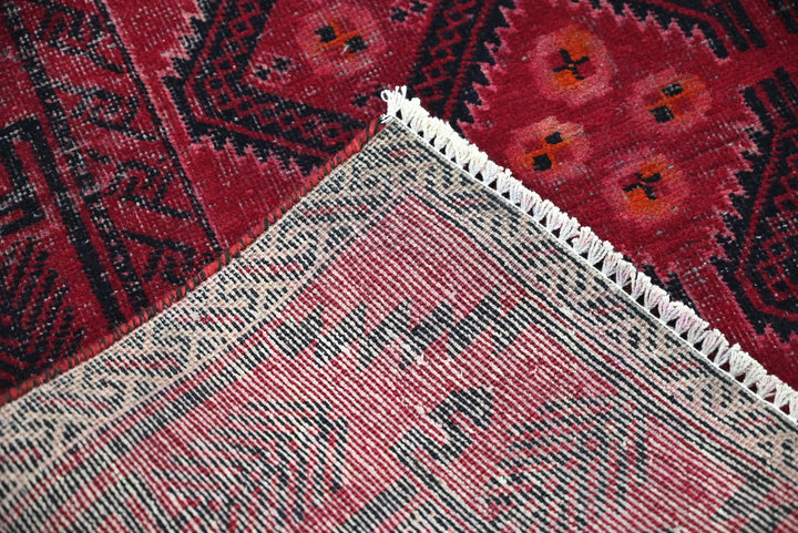 red Medium rug 3' 7" x 7' 1"