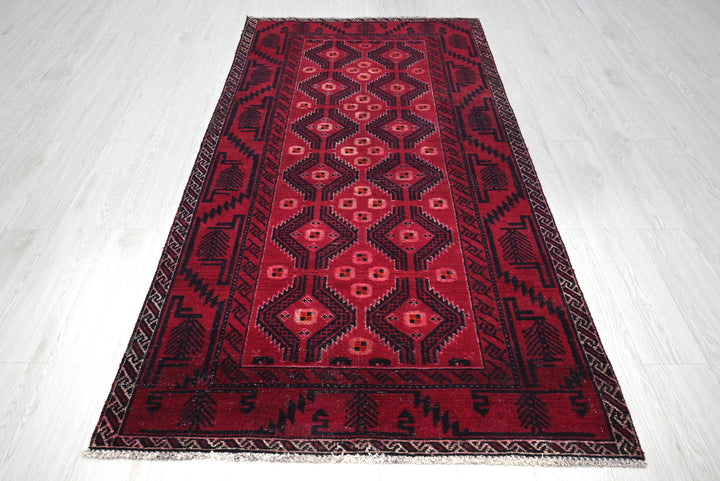 red Medium rug 3' 7" x 7' 1"