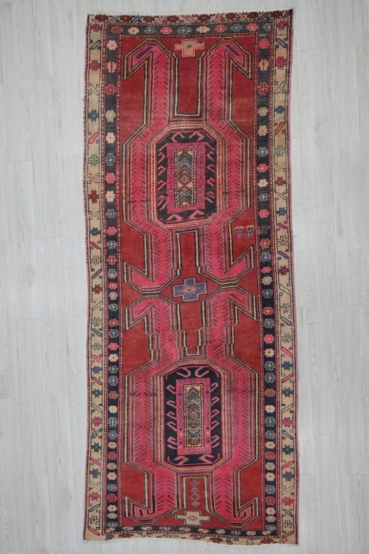 red Runner rug 3' 9" x 9' 6"