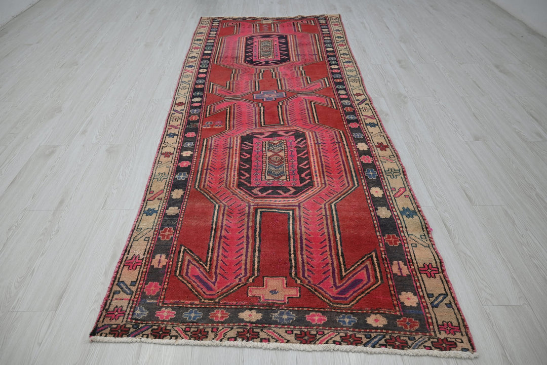 red Runner rug 3' 9" x 9' 6"