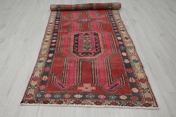 red Runner rug 3' 9" x 9' 6"