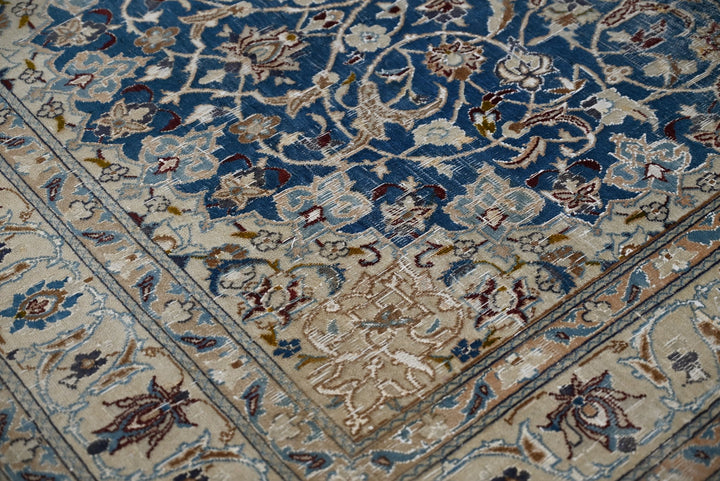 blue Medium rug 5' 0" x 8' 6"