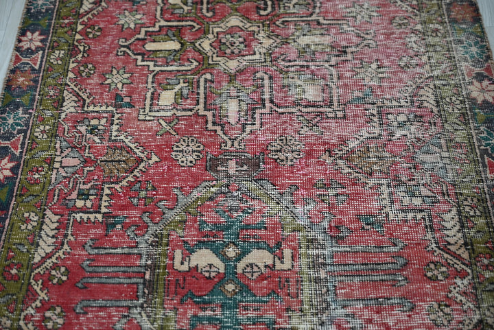 red Runner rug 2' 9" x 11' 7"