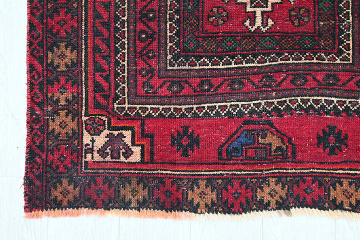 red Medium rug 3' 1" x 7' 3"