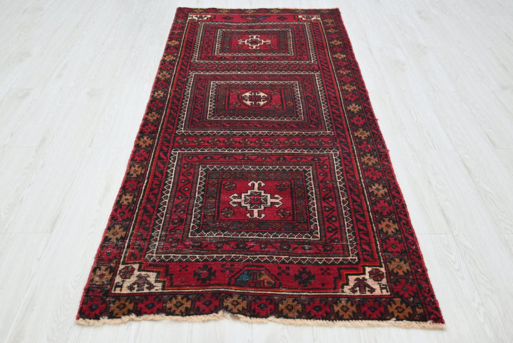 red Medium rug 3' 1" x 7' 3"