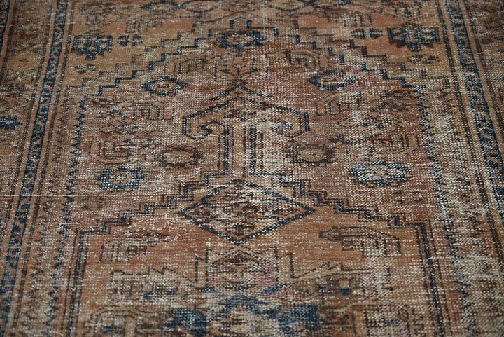 brown Medium rug 3' 5" x 6' 9"